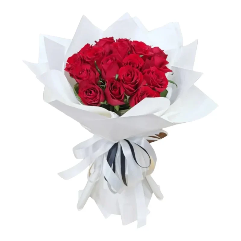 باقة الزهور الطبيعية الحمراء