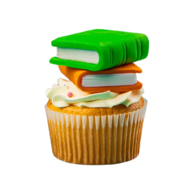 كب كيك العودة للمدارس مع الكتاب